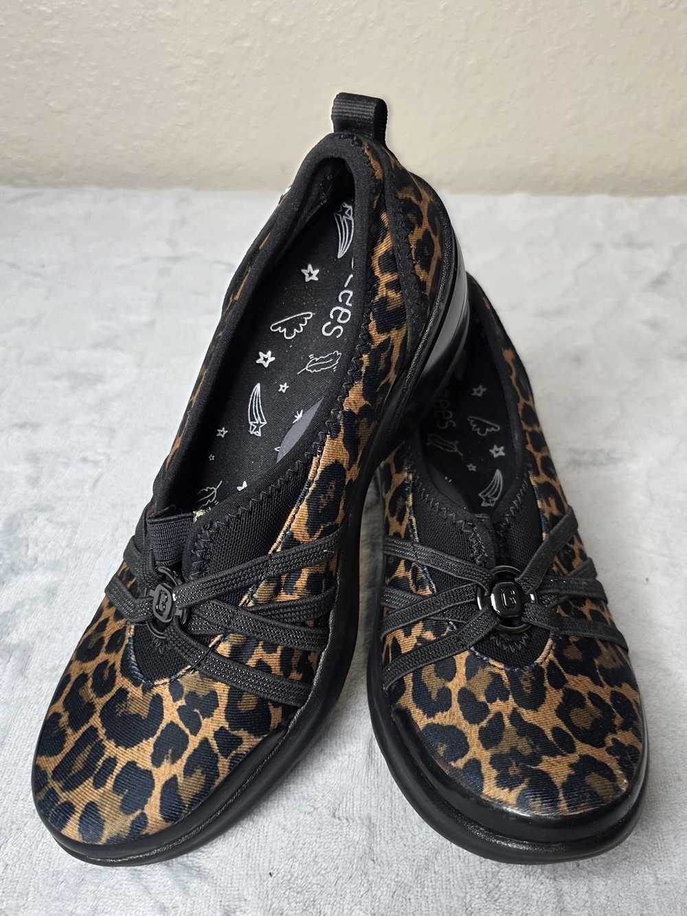 Bzees Leopard Print Slip-On Flats - Black & Brown Womens Sz 7M